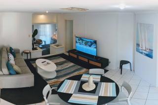 Ocean Villa Retreat - Scarborough Beach - 7