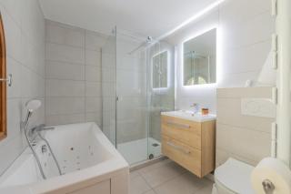 Le Cristal MB13 Mountain View, Pool, Parking & Free WiFi - Happy Rentals - Chamonix-Mont-Blanc - 3