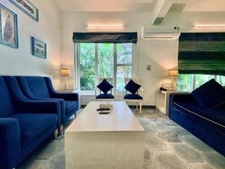 The Greendoor Villa - 10, 8 mins to beach - 4