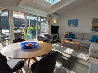 Cozy Apartment with Marina Views - 1