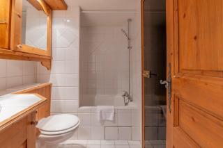 Le Cristal GM20 Mountain View, Pool, Private Sauna & Parking - Happy Rentals - 3