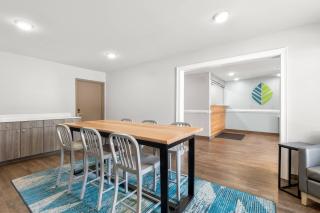 WoodSpring Suites Atlanta Airport - 8