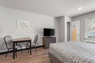 WoodSpring Suites Atlanta Airport - 3