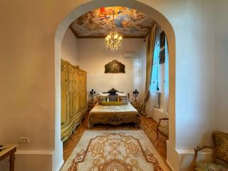 Chateau D'Amour Luxury Boutique - 3