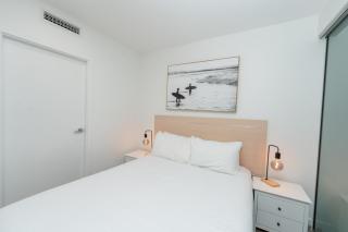 One Bedroom Beachside in Glenelg - 9