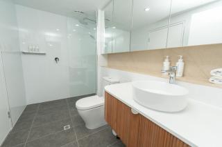 One Bedroom Beachside in Glenelg - 6