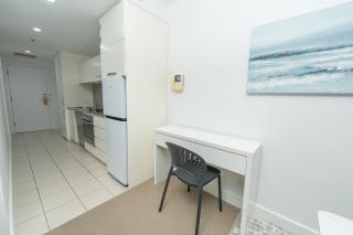 One Bedroom Beachside in Glenelg - 2