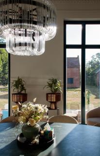 Statig herenhuis met grote tuin en jacuzzi - 3