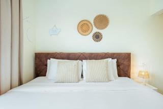 Modern Villas with Private Pools, Whirlpools & Gardens - 1