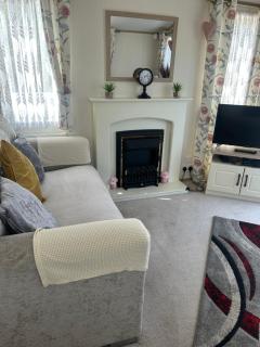Seton Sands Haven Holiday Park - Platinum Caravan - 5