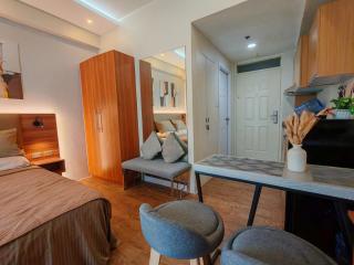 Condo Traveler's Nest 211, Amani Resorts Residences, 5 minutes Airport, Netflix, Stylish, Cozy with Luxurious Swimming Pool - 8