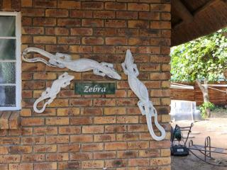Buffalo Chalets - Marloth Park - 9