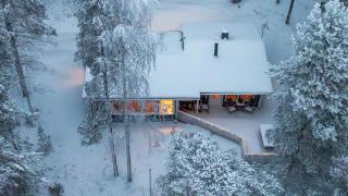 Lumossa Aurora Lakeside House - 9