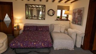 The Oak & The Log Cabin, Sleeps 10, 2 Hot Tubs Near Durham City & Bishop Auckland - 2