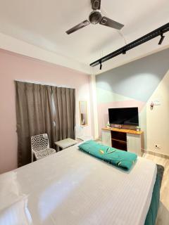Indraprastha Homestay - 8
