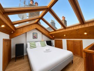 Characterful 1BDR Cottage with Loft in Dublin - 1
