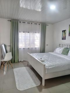 Stay Low Apartments & Lodge - 6