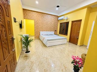 The B And D Hotel In Guwahati - 8