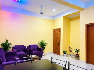The B And D Hotel In Guwahati - 6