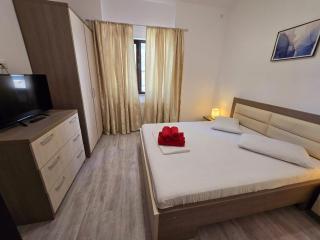 SeaBreeze Large Family Apartment - Prima Linie Private Parking - 1