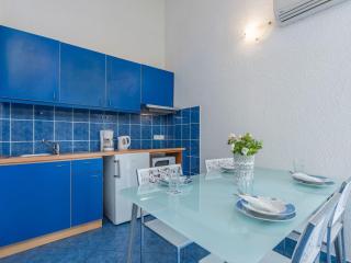 Apartment Appartement in Funtana mit Grill by Interhome - 7