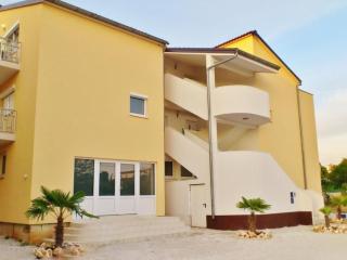 Apartment Appartement in Funtana mit Grill by Interhome - 1
