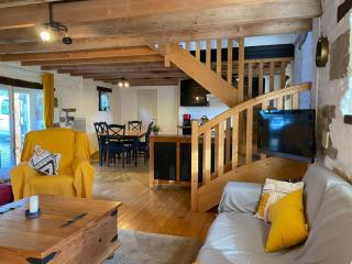 Holiday Home Gite - typisch bretonisches Bauernhaus mit Pool by Interhome - 0