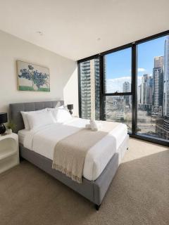 Skyline Stays Southbank Rooftop Pool Apt - 0