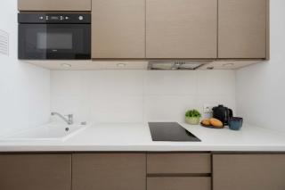 Cosy Studio with a Bath and Parking Space in Warsaw by Noclegi Renters - 5