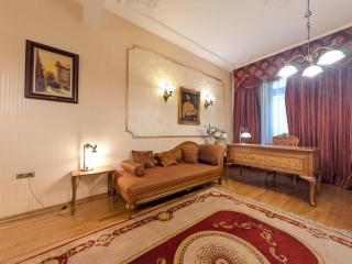Aristocratic Sofia Studio Apartment Next to Cathedral by Flat Mаnager - 0
