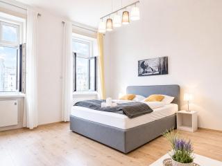 Affordable 2 Apts for 14P, 4BR Great for Families - 0
