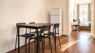 Affordable 2 Apts for 14P, 4BR Great for Families - 8
