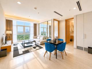 UHF HOTELS and RESORTS PINETREE -  - 3