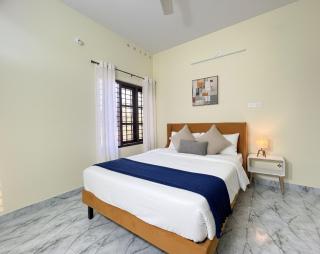 VAR Fun Haus2 AC 2BHK 8 Min Walk Beach Foosball - 9