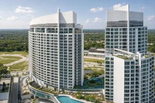 UHF HOTELS and RESORTS PINETREE -  - 0