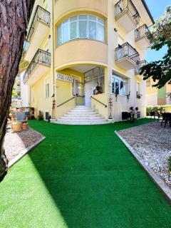 K2 Hotel - 9