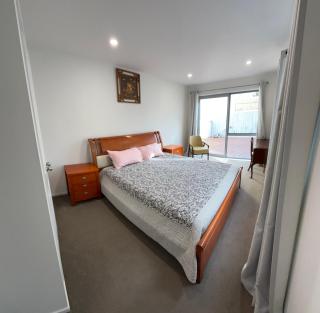 Dream House 5 - Auckland - 5