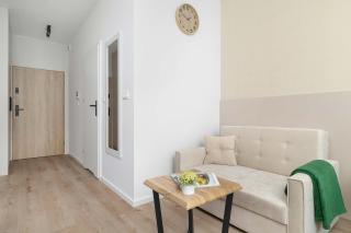 Family Apartment with Parking Close to Spodek by Noclegi Renters - 4