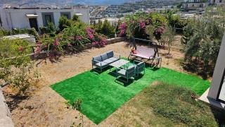 Bodrum Gündoğan Bahçeli Plaj Kullanımlı iyi eşyalı Begonvilli Yeni Ev - 1