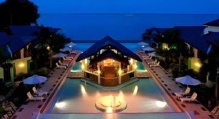 Acuatico Beach Resort & Hotel - 9