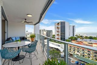 Seaview Escape - Scenic Views Pool and Prime Location - 6