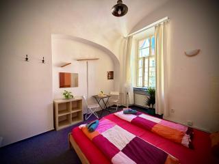 Old Town Center Just in 3 min Walk private room A - Prague - 5