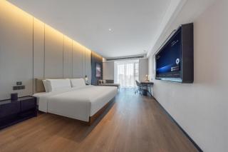 Atour Hotel Qingdao West Coast City Balcony - 9