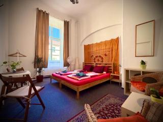 Old Town Center Just in 3 min Walk private room B - 7