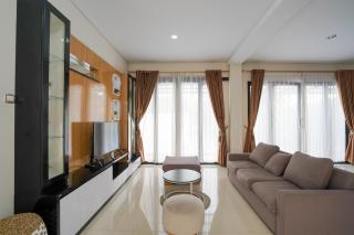 The Lavana Signature Greenkhaza Villa Jogja - 3