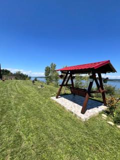 ValceleLakeRetreat - 9