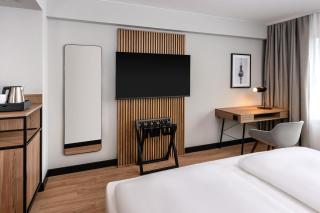 Radisson Hotel Berlin Charlottenburg - 1