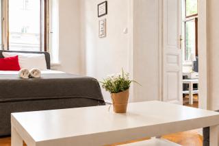 Classy 2BR Apt. w/ Exclusive Location near AKH - Wenen - 5
