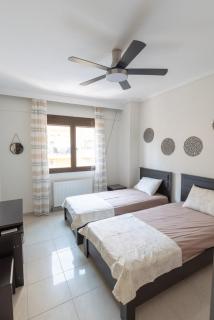 Modern Apartment in Toumba with Parking - 2