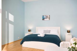 Modern 2BR Apt. Perfect for Long and Short Stays - 1